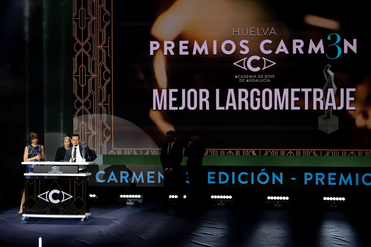 Los Premios Carmen del Cine Andaluz reconocen la audacia de ‘Te estoy amando locamente’ y ‘Mamacruz’ | Andalucía | España