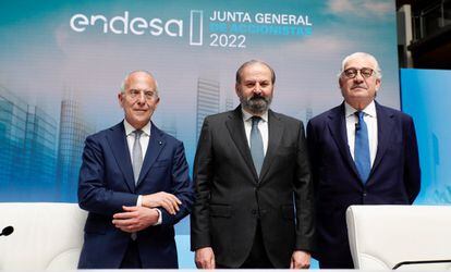 Francesco Starace, consejero delegado de Enel; Juan Sánchez-Calero, presidente de Endesa y José Bogas, CEO de Endesa.