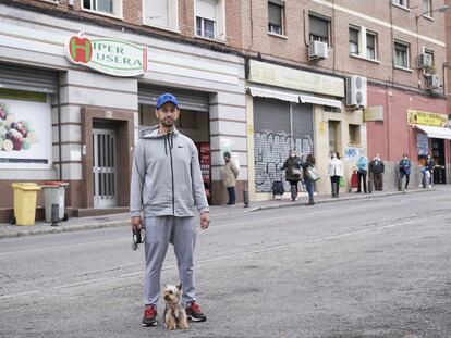 Omar es soldado de Infantería de Marina. Thor es un cachorro de yorkshire. Omar dice que es "supereducado, cariñoso y obediente". El único problema que ha tenido Thor hasta ahora en su vida ha sido un bajón de azúcar.