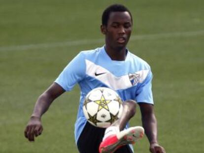 Fabrice durante el entrenamiento del Málaga.