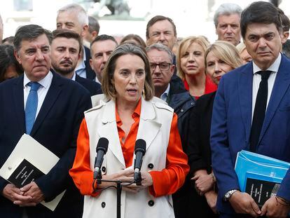 La portavoz parlamentaria del PP, Cuca Gamarra, el viernes en el Congreso de los Diputados en Madrid.