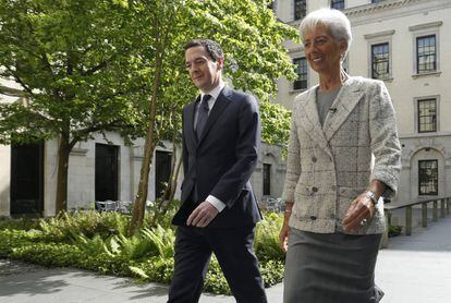 La directora del Fondo Monetario Internacional, Christine Lagarde, se reúne con el ministro británico de Economía, George Osborne, en Londres.