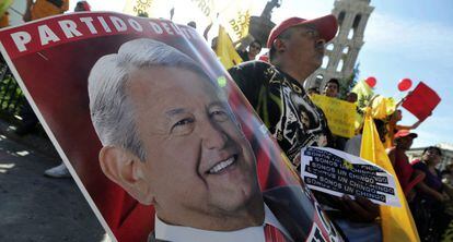 Un seguidor de López Obrador, en Saltillo.