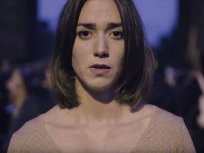 L'actriu Anna Maruny va protagonitzar el vídeo 'Help Catalonia'.