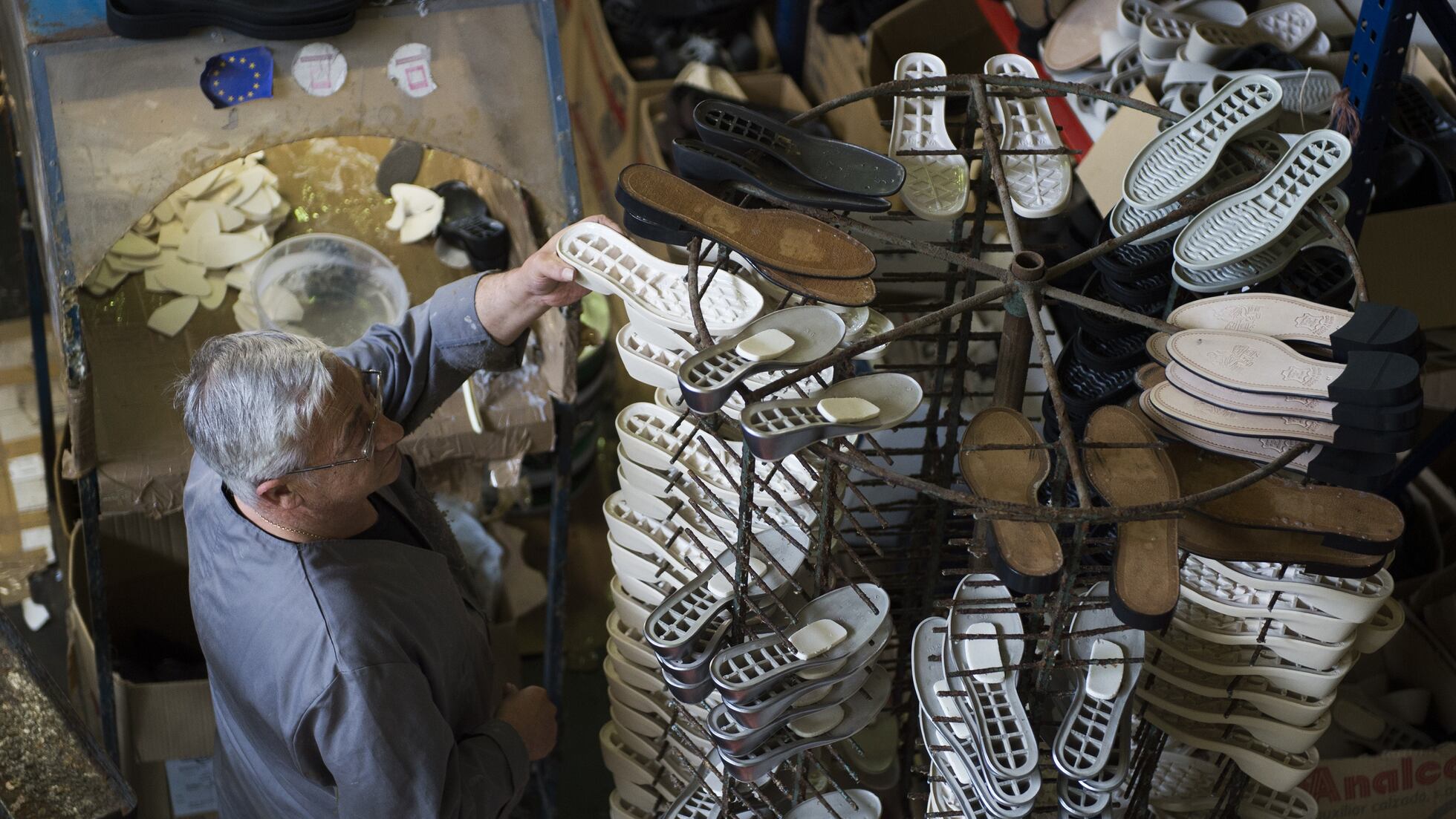 Vives zapateria shop