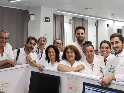 FOTO: Los miembros del equipo sanitario del CUAP Peracamps. / VÍDEO: Un mes de los atentados de Barcelona y Cambrils.