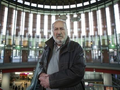 Josep Maria Forn, en 2015, en la estación de Atocha, en Madrid.