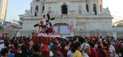 Procesi&oacute;n de Semana Santa en Manila, Filipinas.