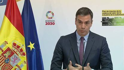 El presidente del Gobierno, Pedro Sánchez, presenta en La Moncloa el plan de apoyo a la automoción, este lunes.
 
 