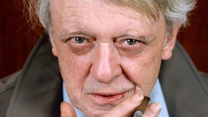 Anthony Burgess fotografiado en enero de 1987.