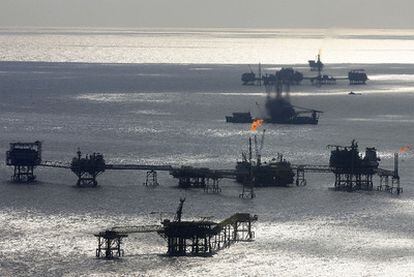 Plataformas petrolíferas de Pemex en el golfo de México.