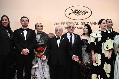 The cast of 'Killers of the flower moon' poses at the Cannes film festival on May 20, 2023.