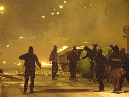 Disturbios provocados por el entorno de ETA en las fiestas de Bergara (Guipúzcoa), en junio de 2001.