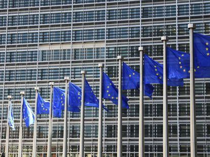 Bruselas podría recaudar 5.000 millones anuales gracias al ‘impuesto digital’
