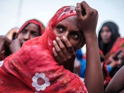 Una mujer desplazada internamente por la violencia en Etiopía, en una escuela de la aldea de Afdera, a 225 kilómetos de Semera, el 15 de febrero de 2022.