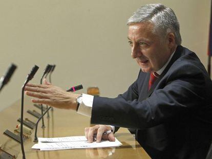 Jos&eacute; Blanco en una rueda de prensa en el Congreso el jueves.