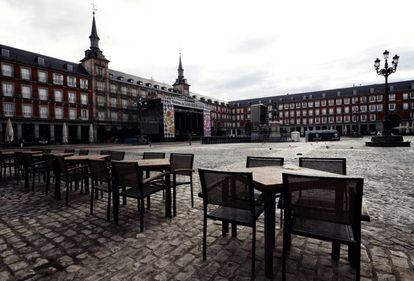 La plaza Mayor de Madrid, vacía, el pasado domingo por la mañana.