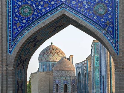 Mausoleo de Shahi Zinda en Samarcanda (Uzbekistán).  
