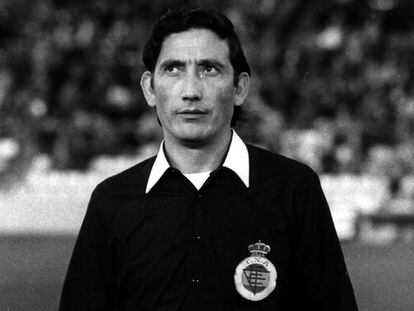 Victoriano Sánchez Arminio, árbitro de fútbol, en el año 1986.