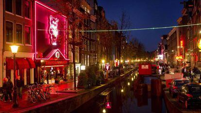 El Barrio Rojo de Ámsterdam, la zona del centro de la ciudad donde se concentra el negocio de la prostitución.