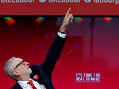 El candidato laborista británico, Jeremy Corbyn, durante la presentación de su programa electoral este jueves en Birmingham. En vídeo, declaraciones de Corbyn.