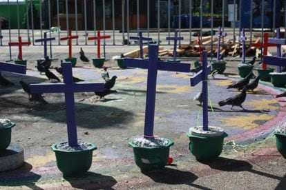 Memorial de las 41 niñas asesinadas en el Hogar seguro Virgen de la Asunción, símbolo de la lucha contra la desaparición forzada de mujeres.
