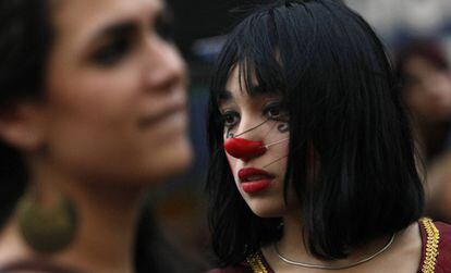 Una manifestante del Movimiento 132, este mi&eacute;rcoles en M&eacute;xico.