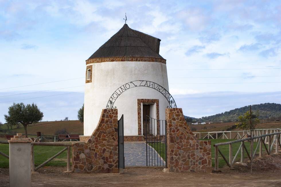 El molino Zahurdón, del siglo XVIIII, a las afueras de Villanueva de los Castillejos.