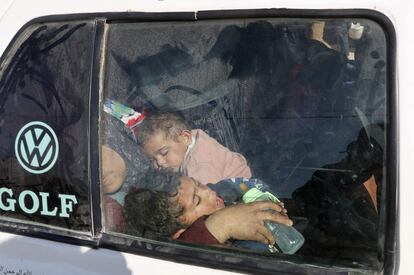 El ejército israelí irrumpe en un hospital y cerca otro al intensificar sus bombardeos en el sur de Gaza