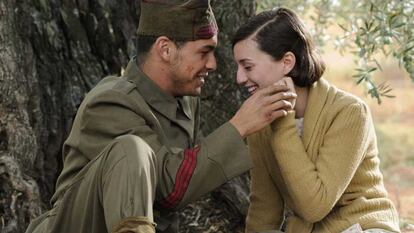 Mario Casas y María Valverde, en 'La mula'.