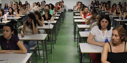 Opositores andaluces en junio de 2011.