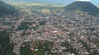 Vista aéra del pueblo de Cherán, Michoacán.