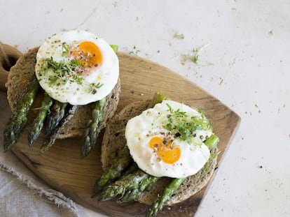 En tostada con huevo, perfecto para desayunar o cenar