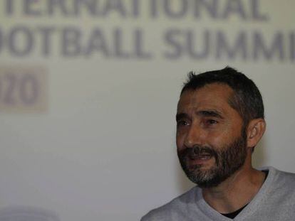 Ernesto Valverde, durante la conferencia tras recibir el Premio Referente 2020 en el IV Bilbao International Football Summit. En vídeo, las declaraciones de Valverde. EFE/ATLAS