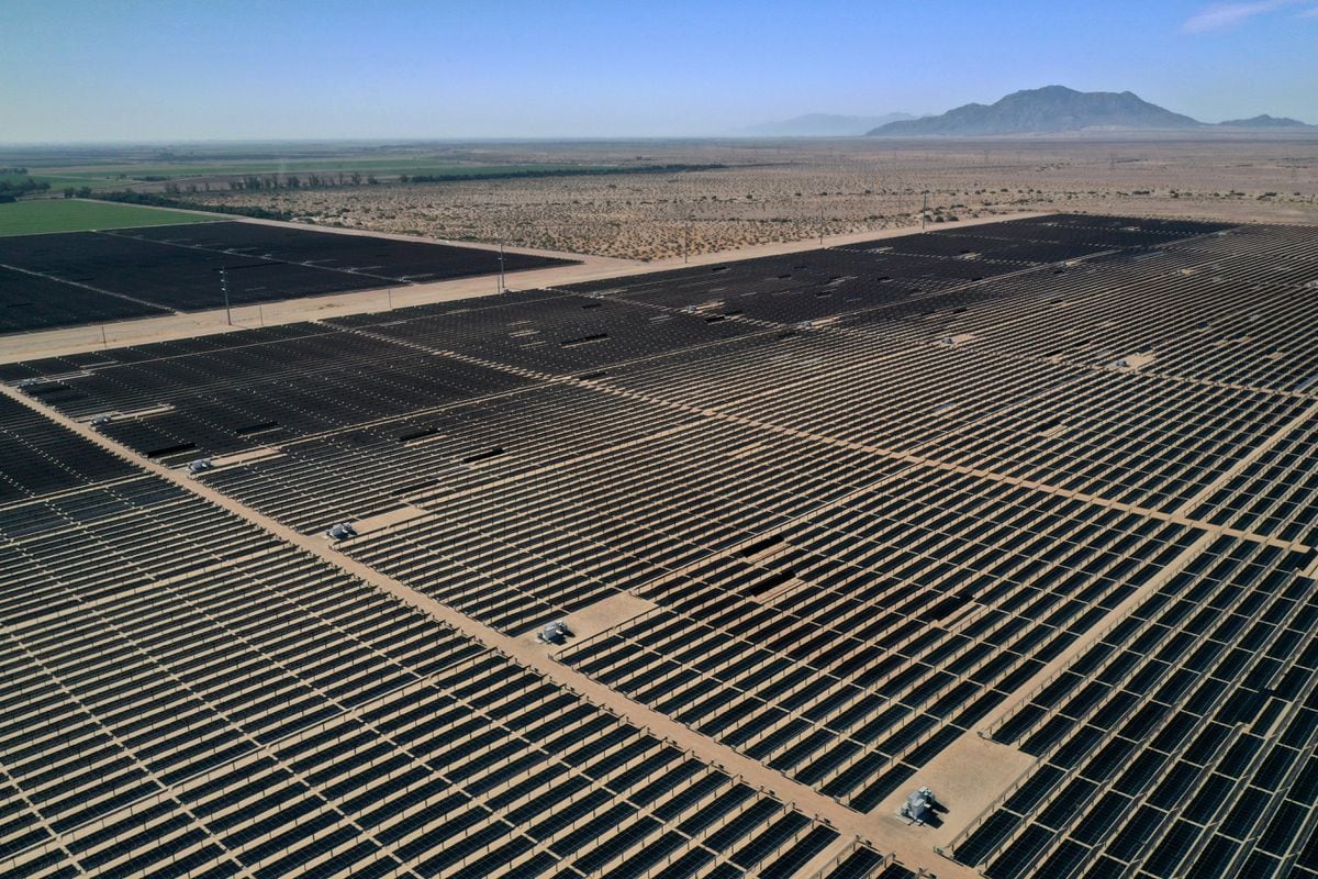 La California infrange una pietra miliare nella produzione di energia pulita |  Clima e ambiente
