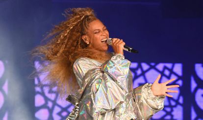 Beyoncé durante una actuación en directo.