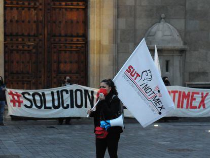 Una manifestación del sindicato de Notimex frente a Palacio Nacional, en Ciudad de México, el pasado 8 de agosto.