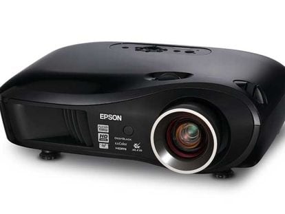 Proyector de alta definición TW2000 de Epson.