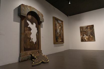 Una sala de la exposición "Un Cauduro es un Cauduro (es un Cauduro)", en el Colegio San Ildefonso.