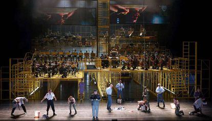 Representación de 'Die Soldaten', de B. A. Zimmermann, en el Teatro Real.
 