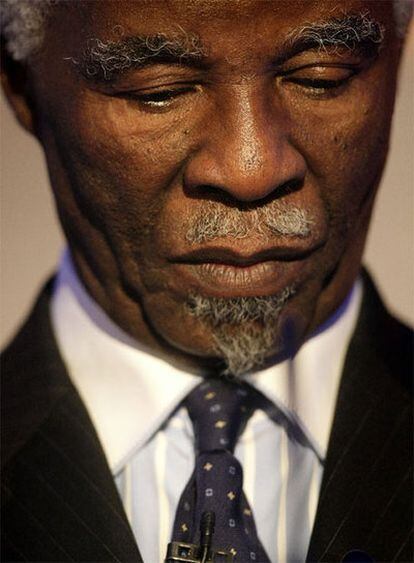 Thabo Mbeki, presidente de Suráfrica, en una fotografía de archivo.