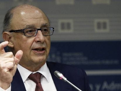 El ministro de Hacienda en funciones, Cristóbal Montoro, el viernes en Madrid.