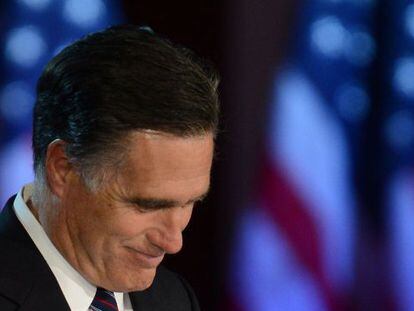 Mitt Romney al admitir su derrota electoral en noviembre de 2012 