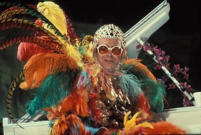 El m&uacute;sico Elton John a finales de los setenta. 