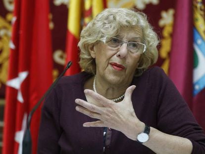 La alcaldesa de Madrid, Manuela Carmena, en el Ayuntamiento de Madrid. 