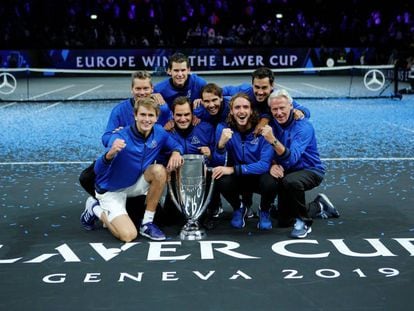 El equipo europeo, con Federer y Nadal en el centro, celebran el triunfo en Ginebra.