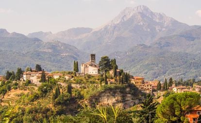 El enriscado pueblo de Barga, en la Toscana.