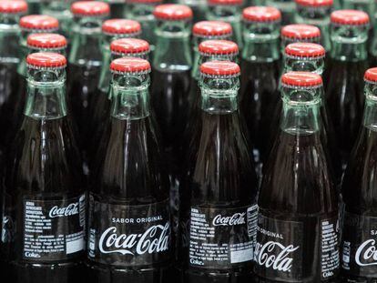 Coca-Cola EP reduce un 75% su beneficio semestral con una caída de ventas del 30% en Iberia