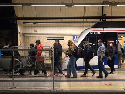 Un andén del Metro de Madrid.