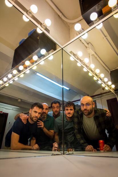 Miembros del podcast La Sotana. De izquierda a derecha, Andreu Juanola, Magí García, Joel Díaz, Enric Gusó y Manel Vidal.